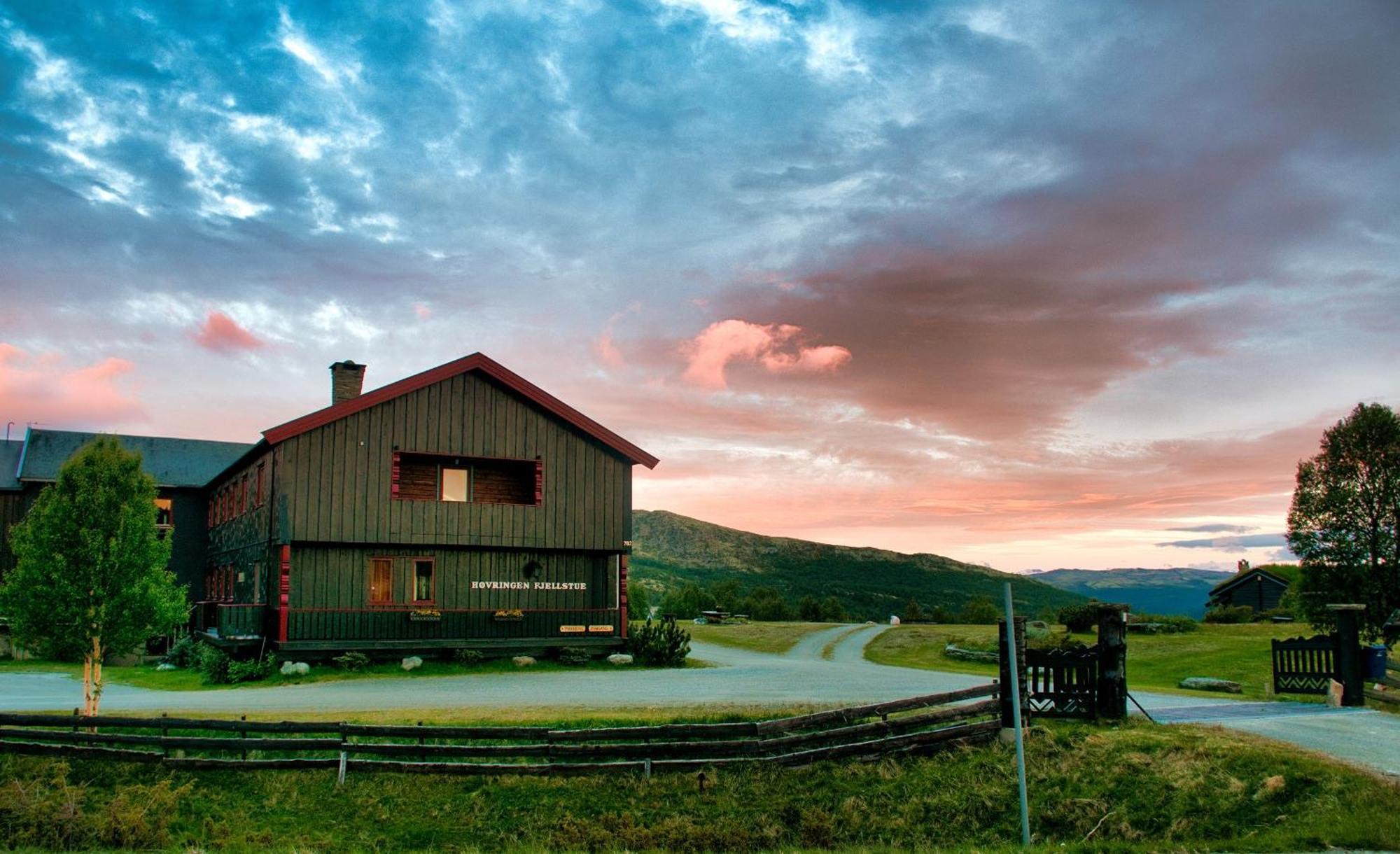 ホテル Hovringen Fjellstue エクステリア 写真
